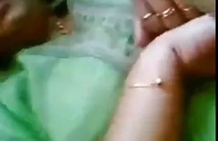 Breitbeinig Braut im ...