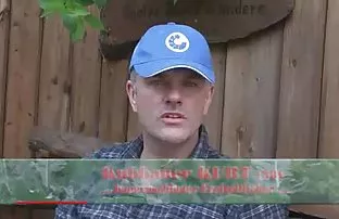 Zwei vollbusige lady ...