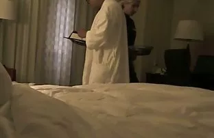 Heiße Schlampe bedie ...