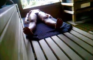 Mutter saugt Sohn un ...