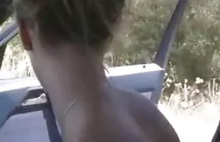 Die Blondine gehörte ...