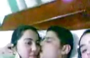 Der Mann zog ein Pro ...