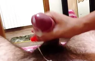 Mann Dame auf dem Be ...