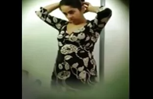 Erotisch posiert für ...