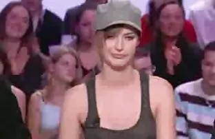 nimmt auf Rota große ...