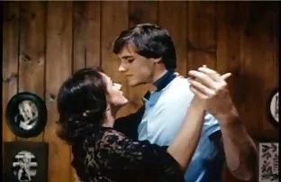 Ein junger Mann Ihre ...