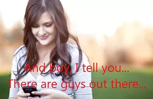 Mann leckt die Füße  ...