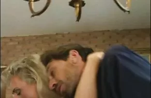 Schöne Sex im Büro m ...