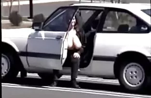 Freundlich klopfte L ...