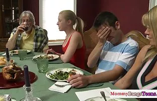 Heiß, gut aussehend  ...