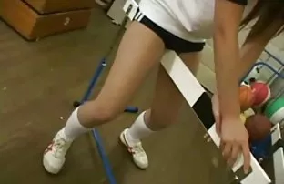 Bruder verführt Sex  ...