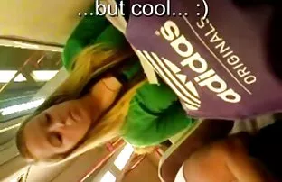 Licks Fotze und hart ...