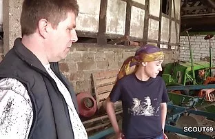 Kahle Promi starr in ...