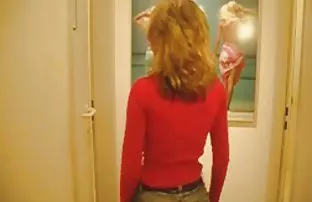 Mom saugt Hahn und b ...