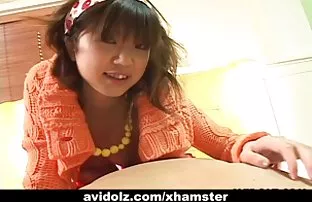 Zwei junge Lesben ha ...