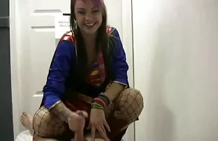 Schwarzhaarige Schla ...