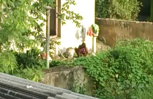 zwei Riser Jungs abw ...