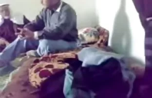 Gab schlafen im Käfi ...