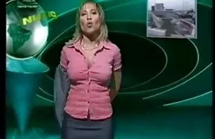 Reife Dame zeigt Ihr ...