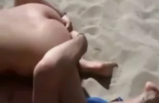 Saftig Brünette Musc ...