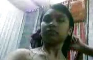 Zwei Huren bedienen  ...