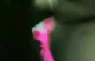 Ein riesiger Mann fu ...