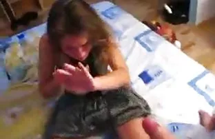 Mann fickt junge Sek ...