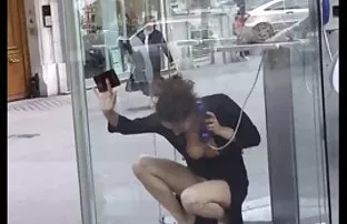 Asiatin im anregende ...