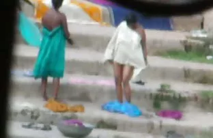 Vollbusige russische ...