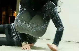 Heiße Brünette mastu ...